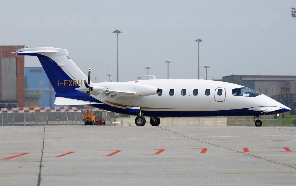 2009   Piaggio  P.180 Avanti II